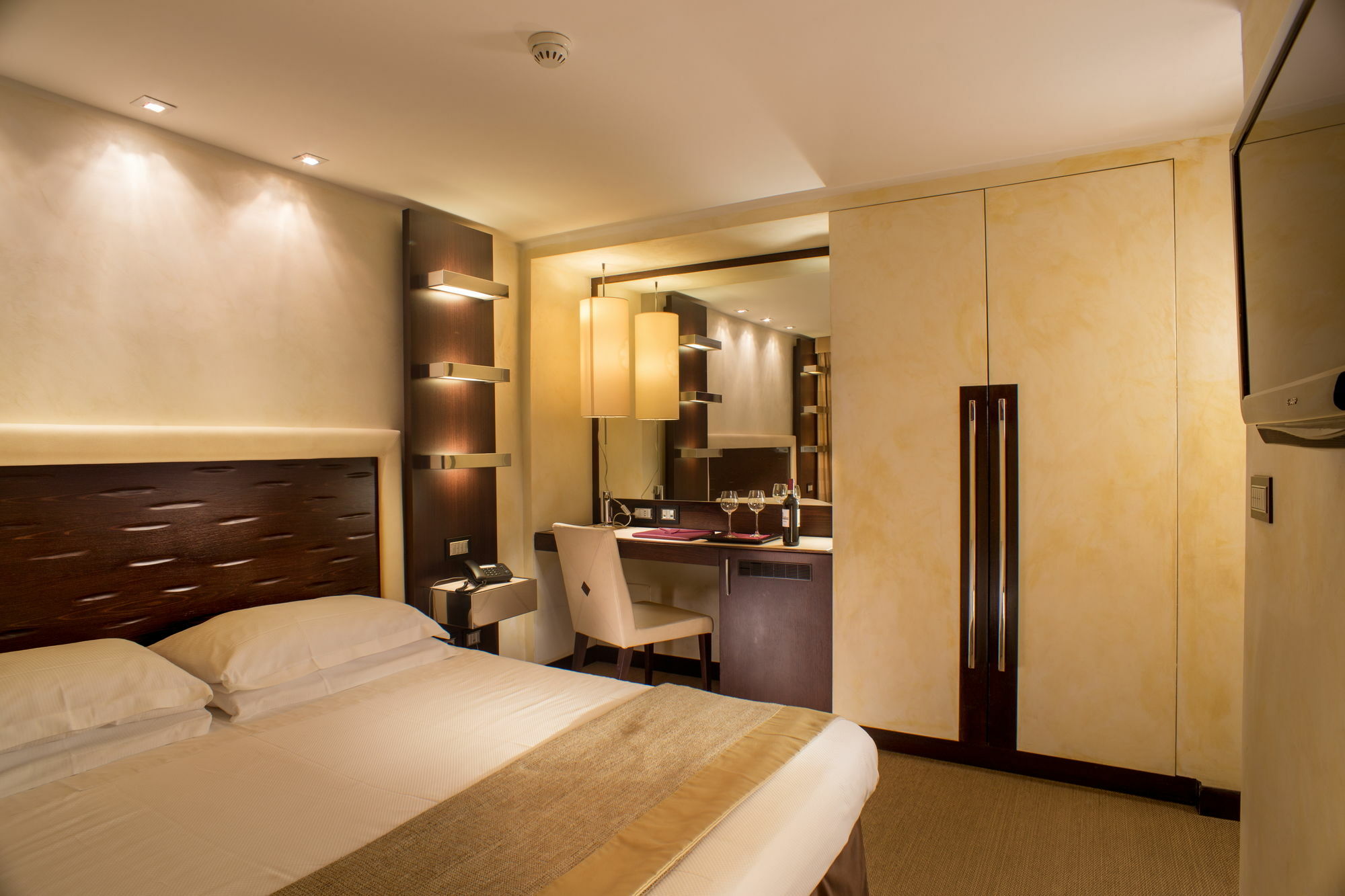Les Fleurs Luxury House Gasthuis Rome