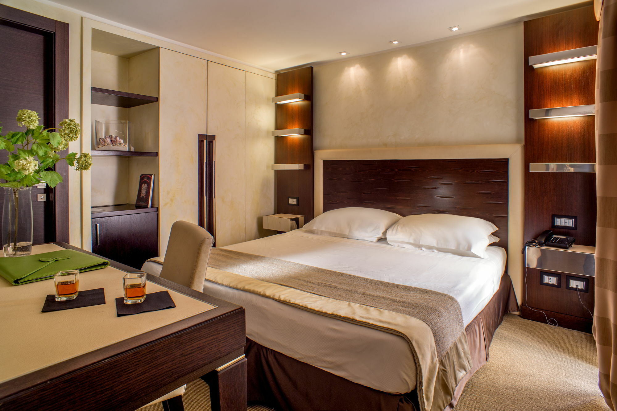 Les Fleurs Luxury House Gasthuis 3*